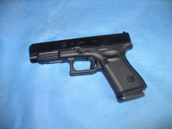 GLOCK, 49 M.O.S., TALO Exclusive, Striker Fired, Semi-automatic, Polymer Frame Pistol, Full Size, - Image 3