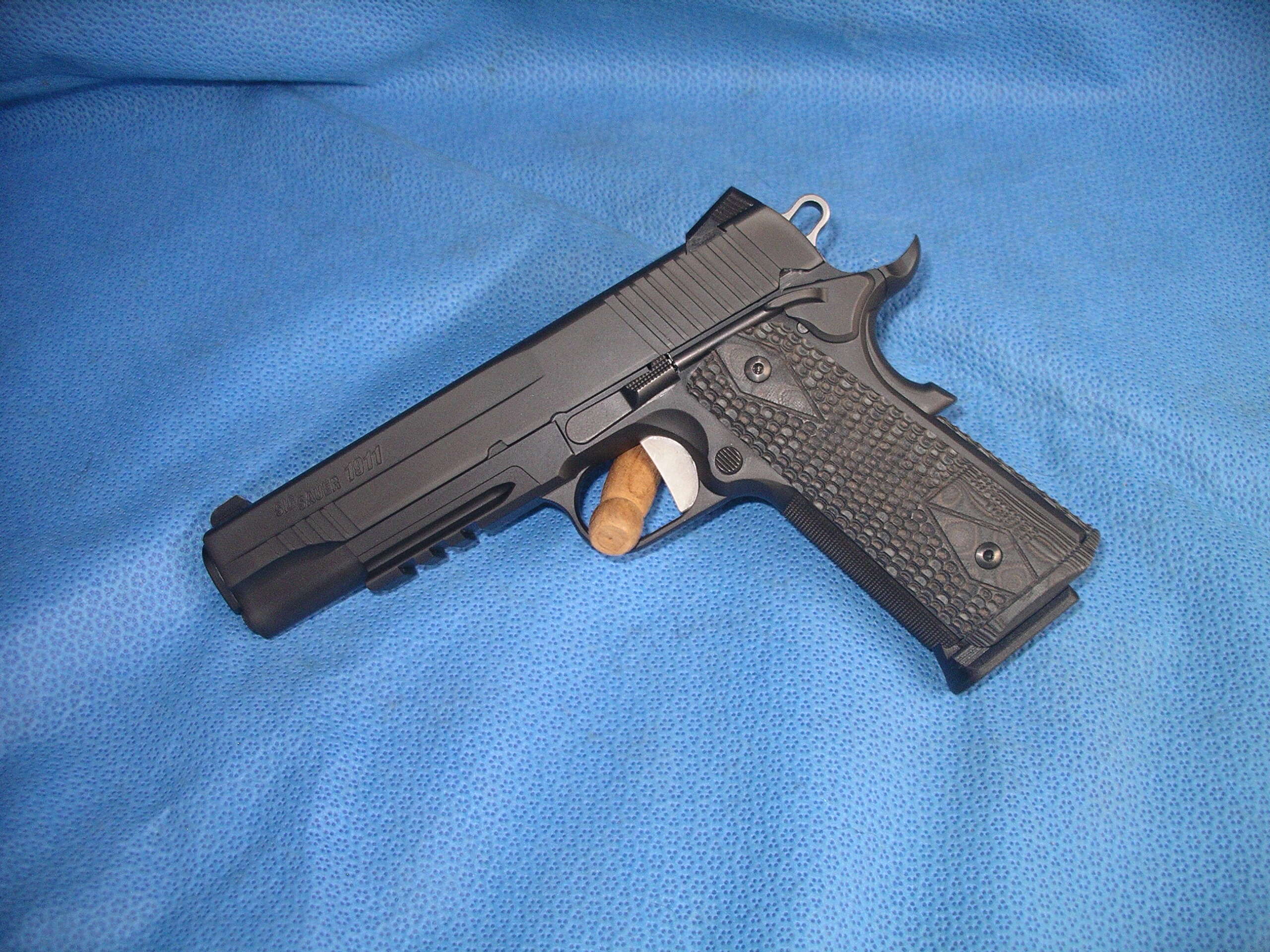 Sig Sauer, 1911R-45-XTM-Black Gray, 1911, Extreme, - Image 3