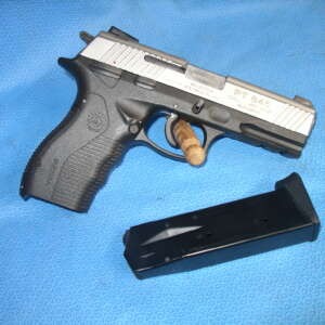 Taurus PT-845