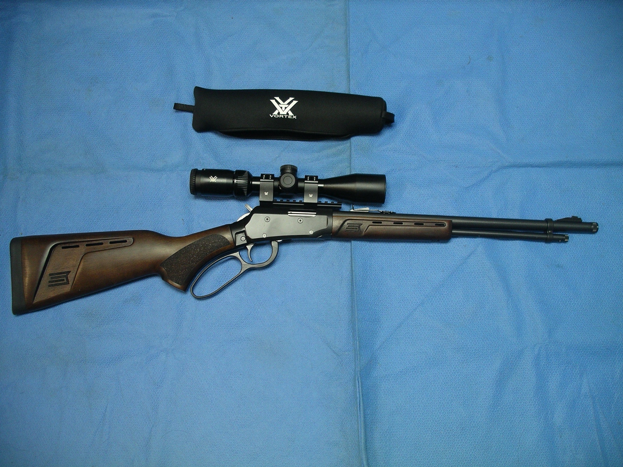 Savage Arms, Revel-DLX